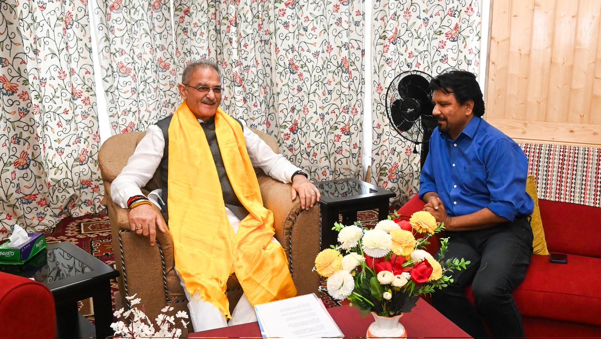 Office of the Lt. Governor, Ladakh (@lg_ladakh) on Twitter photo Former Chairman/CEC <a href="/LAHDC_Kgl/">LAHDC Kargil</a> Feroz Khan called on Hon'ble LG <a href="/KavinderGupta/">Kavinder Gupta</a> and submitted a memorandum highlighting various issues related to his constituency Former Chairman/CEC <a href="/LAHDC_Kgl/">LAHDC Kargil</a> Feroz Khan called on Hon'ble LG <a href="/KavinderGupta/">Kavinder Gupta</a> and submitted a memorandum highlighting various issues related to his constituency