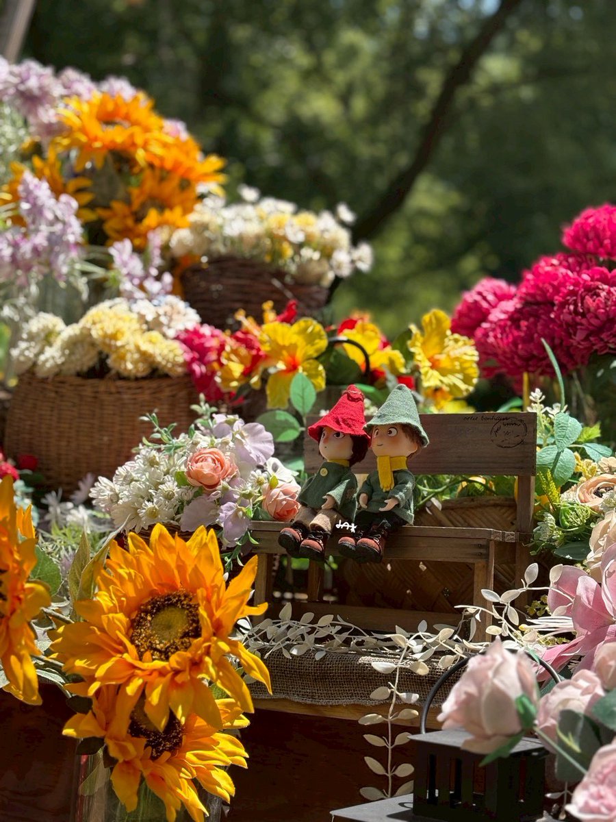 Lerror_L's tweet image. 🌻🌷🌼🌹🏵️