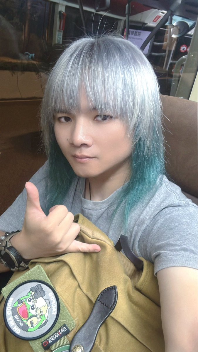 starfoxs's tweet image. Operation Completed!

髪を染めに行きました。