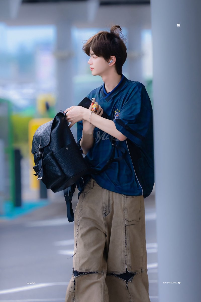 snowfall1107's tweet image. 250727 SDJ

#TWS #투어스 #247WithUs
#SHINYU #신유 #신정환