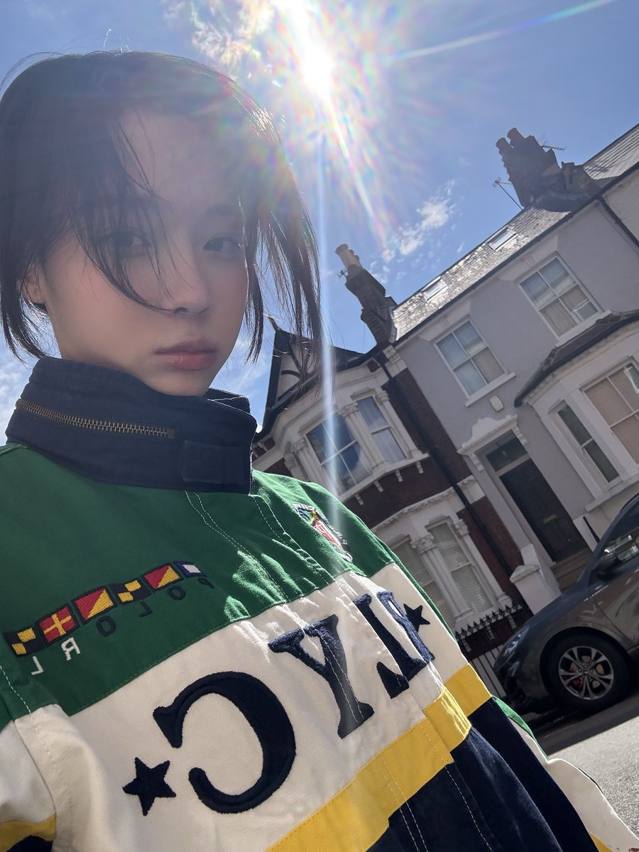 uchinagaey's tweet image. she&apos;s been playing too much lately