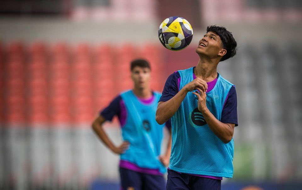Polyccio8's tweet image. 🏠🔵🔴 Irrupciones en pretemporada de los chicos de La Masia:
2021 —> Gavi
2022 —> Balde
2023 —> Fermín, Lamine Yamal y Cubarsí
2024 —> Bernal y Casadó
2025 —> DRO y JOFRE TORRENTS
#FCBlive #FCBMasia #Barça #FCBarcelona