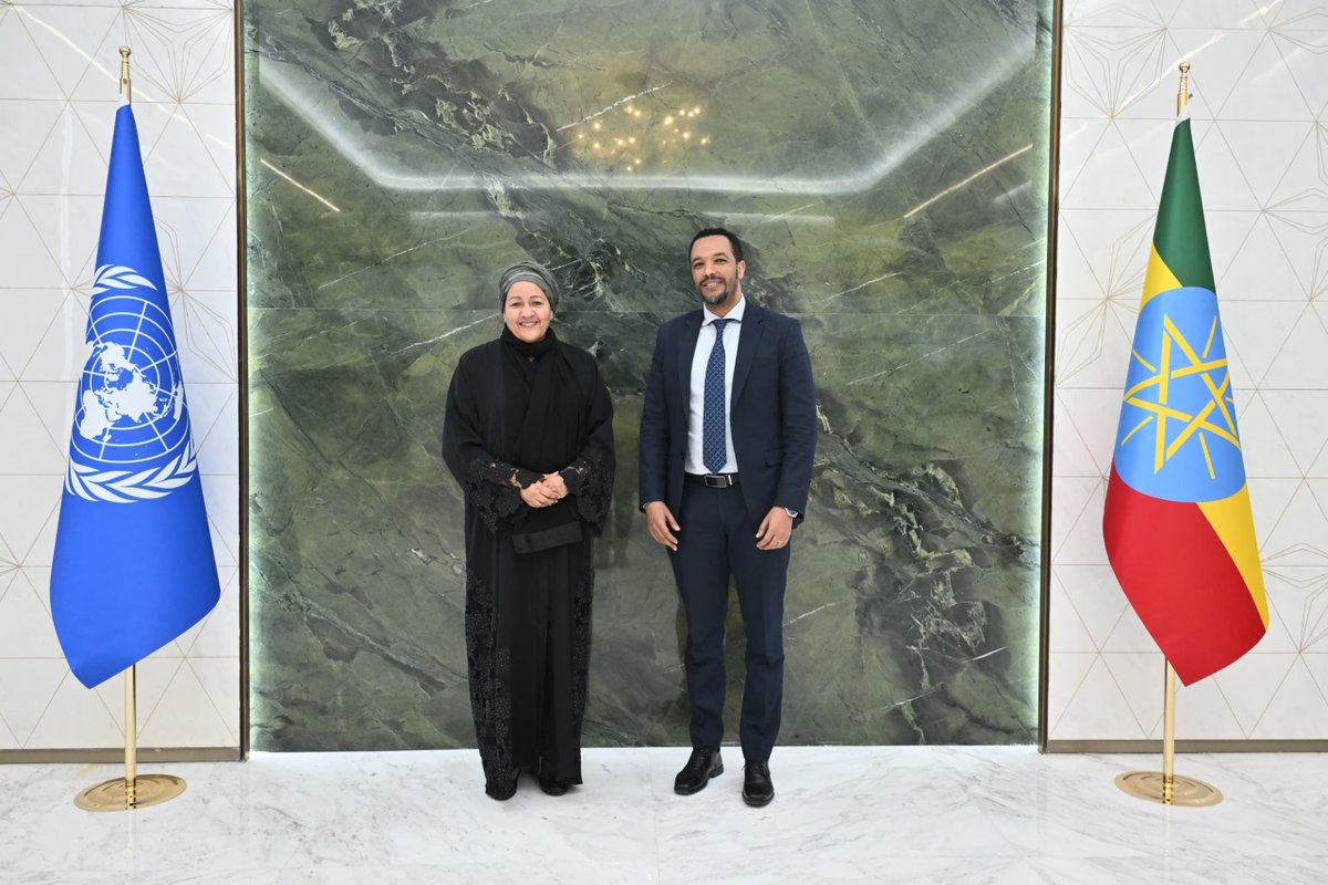 ECA_OFFICIAL's tweet image. #USG @claverGatete welcomed Deputy Secretary-General @AminaJMohammed to Addis Ababa ahead of #UNFSS2025 . Alongside the @FMoHealth' State Minister H.E Dereje Duguma Gemeda & the @UNinEthiopia, reaffirming collective commitment to transforming food systems for people & the planet.
