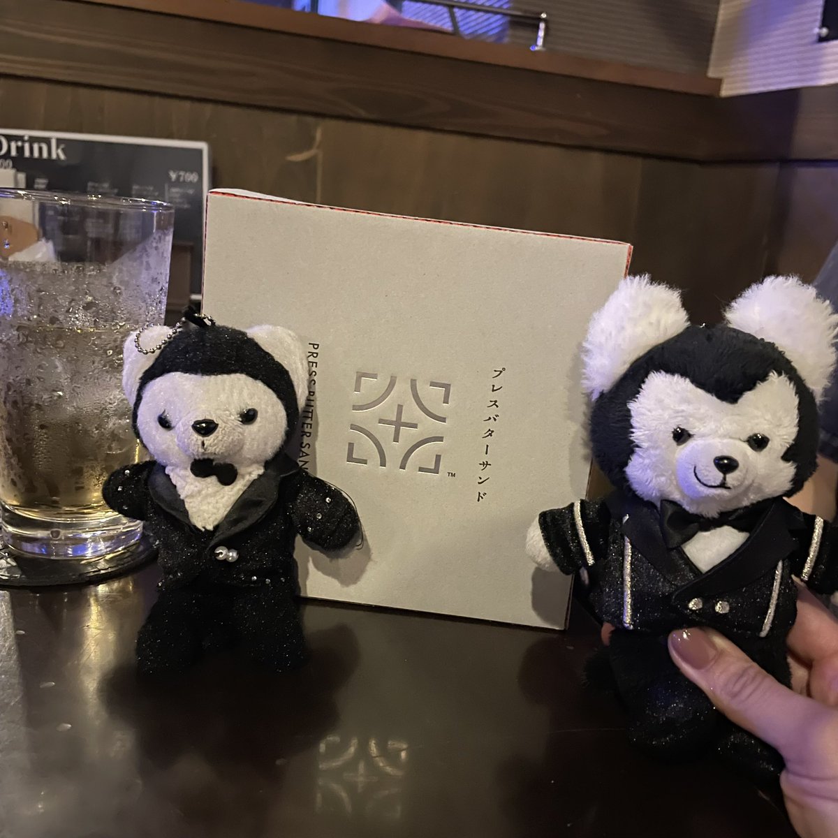 comugi99's tweet image. 2025/07/26(土) PENNYLANE

初めてで緊張しっぱなしでしたが暖かく見守って頂きました

オリジナル曲が良かったと褒めて頂いて嬉しかったです！

友達の差し入れやまさかの再開、意外な恋バナまで…濃密な出来事ばかりでした😘

また弾き語りやれたらと思っています
この度はありがとうございました！