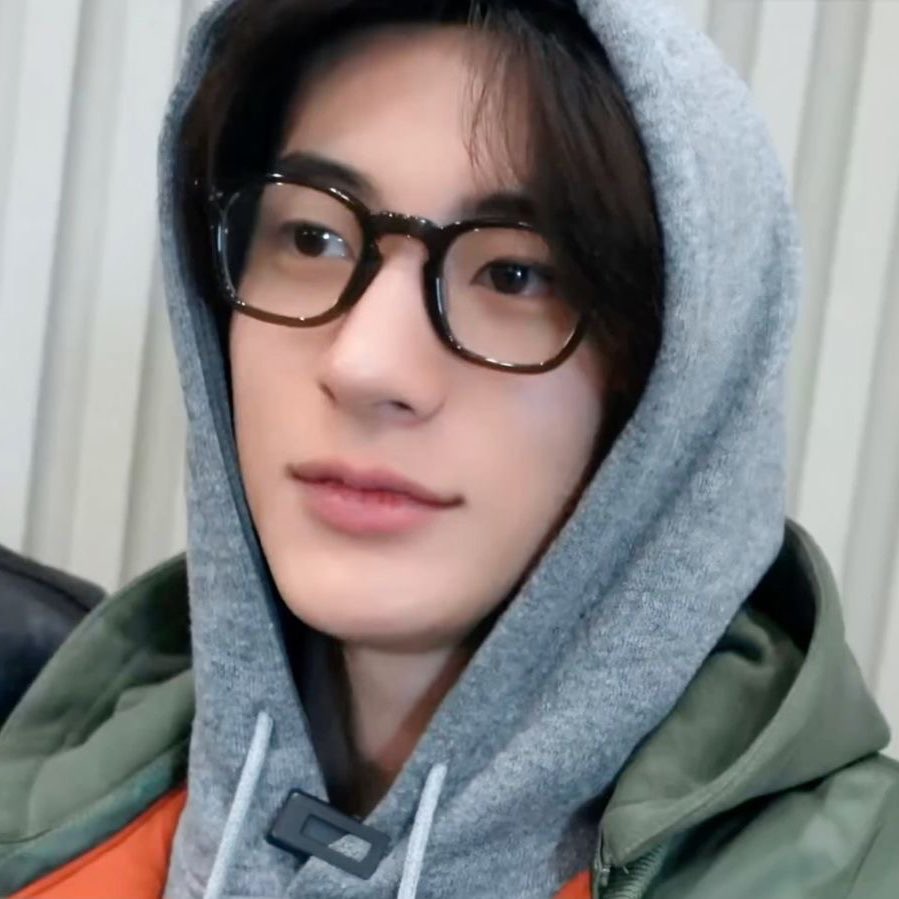 appleddori's tweet image. it’s lovely to see how much confidence anton has gained over a short span of time … he seems more comfortable within himself and is constantly improving with his vocals, performance and dance. it’s good to see that he’s speaking without hesitation and connecting fans worldwide!
