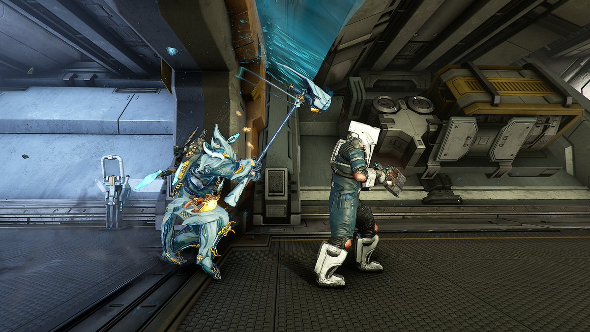 Crack_Coyote's tweet image. Bored and screwing around with Warframe Capturas