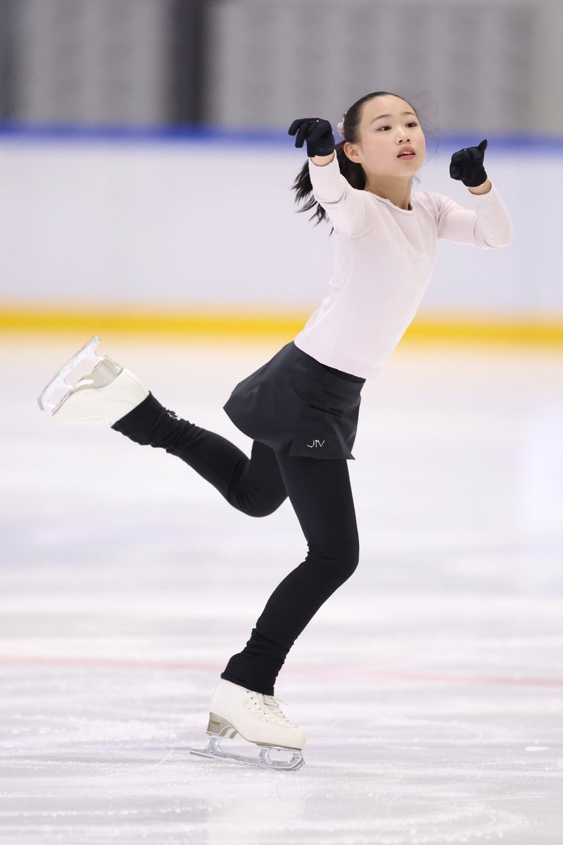 AxelQuadruple's tweet image. 〈 ジュニア強化合宿 〉
#宮﨑花凜 選手(ノービス推薦)
Photo by Kiyoshi Sakamoto
#figureskate #KarinMiyazaki