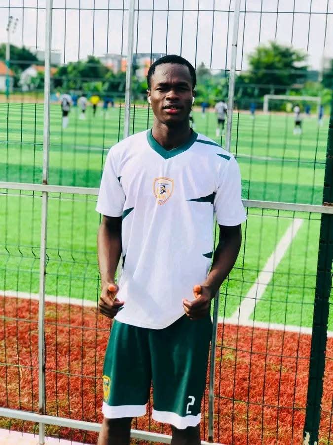 🚨 Update; Nukunu Sports Academy left footed defender Martin Tsisah joins Vision FC on a permanent deal.