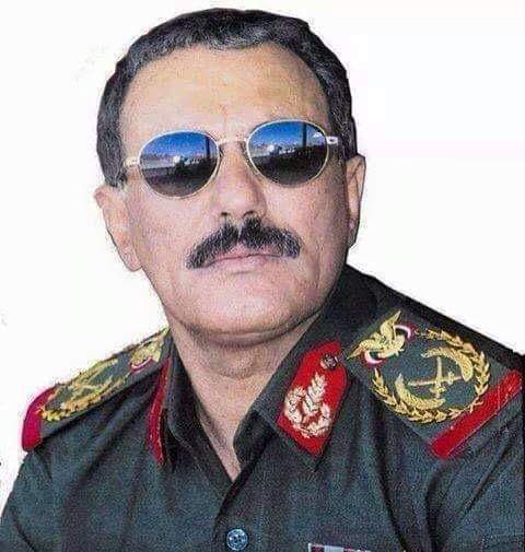 alkumaim_m's tweet image. استشهاد الزعيم علي عبدالله صالح لم يكن نهاية رجل... بل بداية لمرحلة جديدة كسرت هيبة الحوثيين وفضحت زيف مشروعهم.
الوحيدون الذين يدركون حجم الخسارة الكبرى التي تلقوها يوم استشهاد الزعيم... هم الحوثيون أنفسهم.
أول من اكتوى بنار تلك اللحظة، وأول من شعر أن الأرض بدأت تتفلت من تحت…