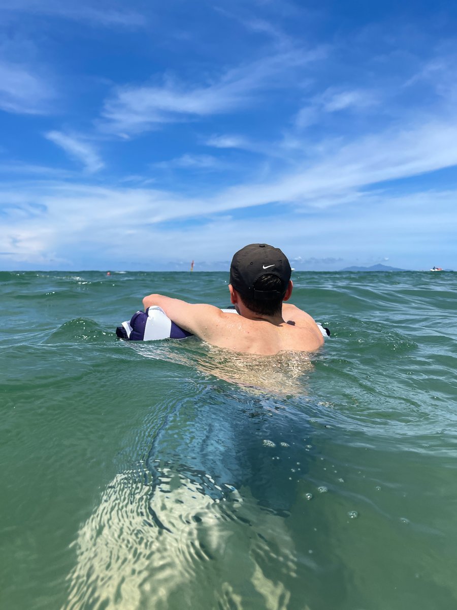 Thomas__JELLY's tweet image. Beach day
