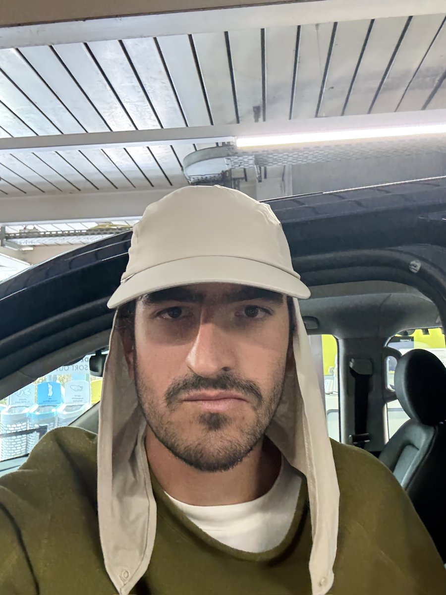 Joe Hale tweet media