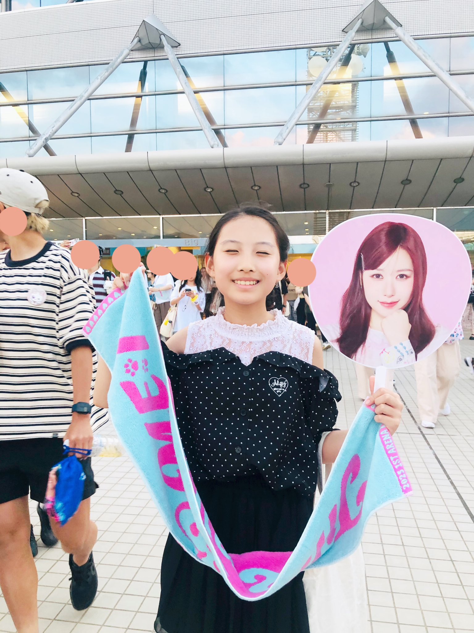 ME:I ミーアイ Tシャツ ツアーT Mサイズ This is ME:I M