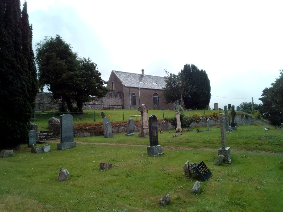 DavidRoger1951's tweet image. &quot;Oh come, come with me out to the old churchyard, I so well know those paths through the soft green sward&quot;
#Auldearn ⛪

#AlphabetChallenge
#WeekDforDrivetime 🚗