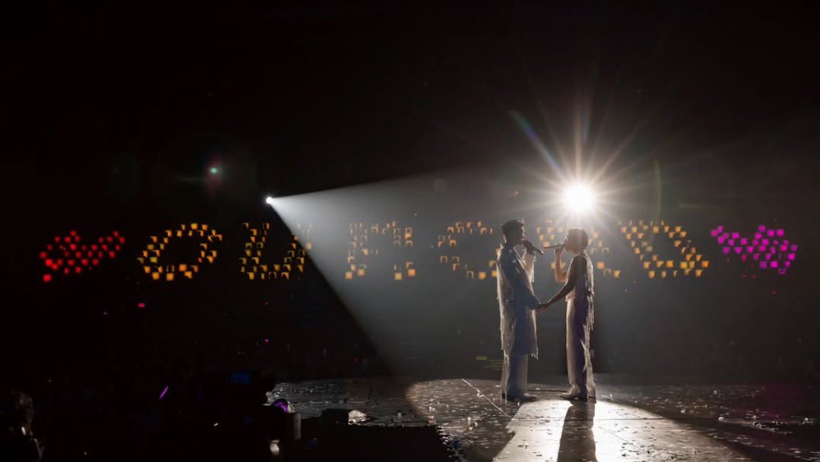 AMLightBox's tweet image. ขอบคุณแฟนคลับ ต้าห์อู๋ พิทยา - ออฟโรด กันตภณ ที่ไว้ใจเลือกใช้กล่องไฟของทางร้านนะคะ ขอบคุณเจ้าของภาพด้วยค่ะ 😊🙏🏻 | 19.07.2025 #DaouOffroadLoveAtFirstFlight #ReviewAMLightBox