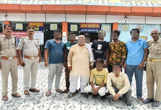 meerutpolice's tweet image. थाना टीपीनगर पुलिस द्वारा सट्टे की खाईबाड़ी करने वाले 09 अभियुक्तगण गिरफ्तार, कब्जे से नगदी, सट्टा पर्चियां व अन्य सामग्री बरामद ।
#UPPolice
#MeerutPolice