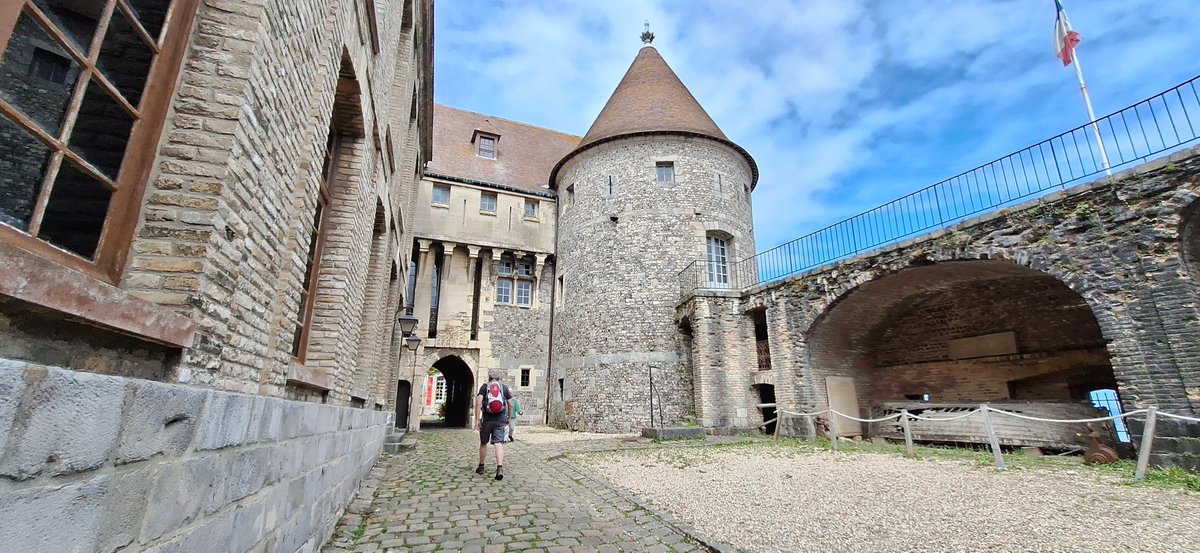 laurent27100's tweet image. Dieppe et son château, un endroit paisible.
