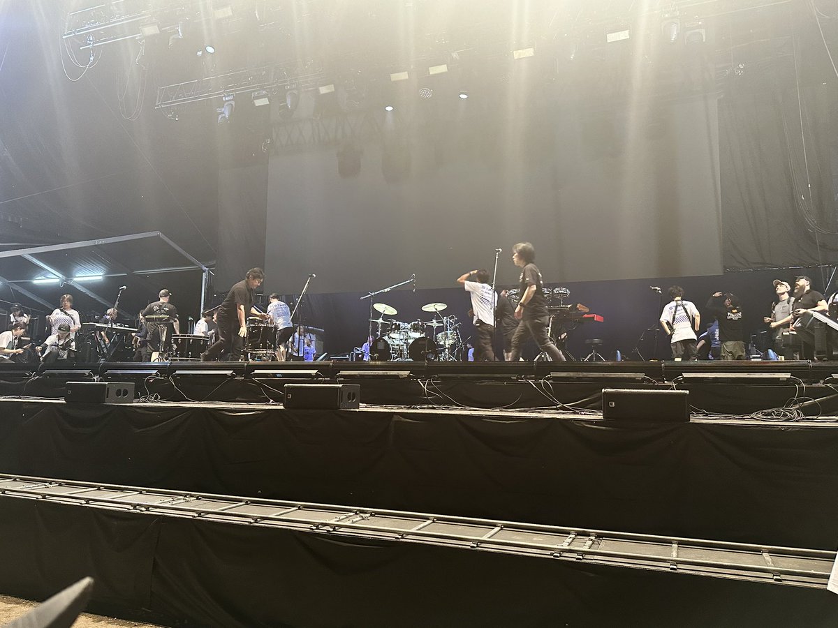 Rindeni's tweet image. HAIM、最前確保