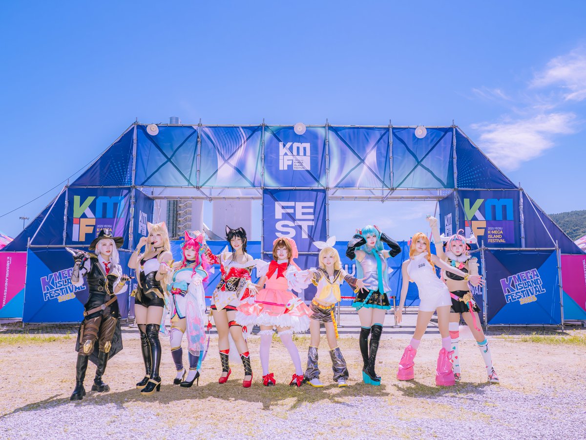 PRIZMA_COS's tweet image. [ 2025 여수 K-MEGA ISLAND X PR!ZMA ]

팀 프리즈마가 첫 공식활동으로
07.26 여수 KMIF에 다녀왔습니다.

무더운 날씨에 함께 해 주신 모든 분들 감사합니다.

#여수K메가아일랜드페스티벌 #KMIF 
#여수가볼만한곳 #프리즈마