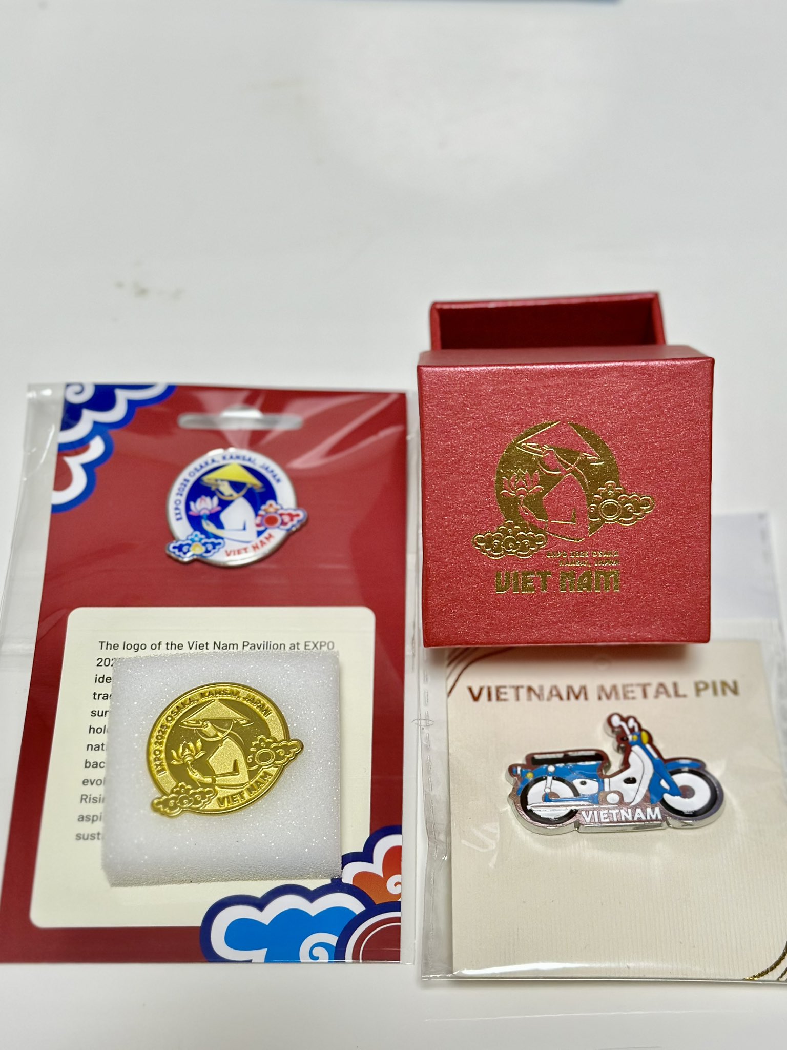 大阪万博 ベトナムパビリオン メタルピン 4点セット 🇯🇵富久@万博通う！博活中🟦🟥 on X: 