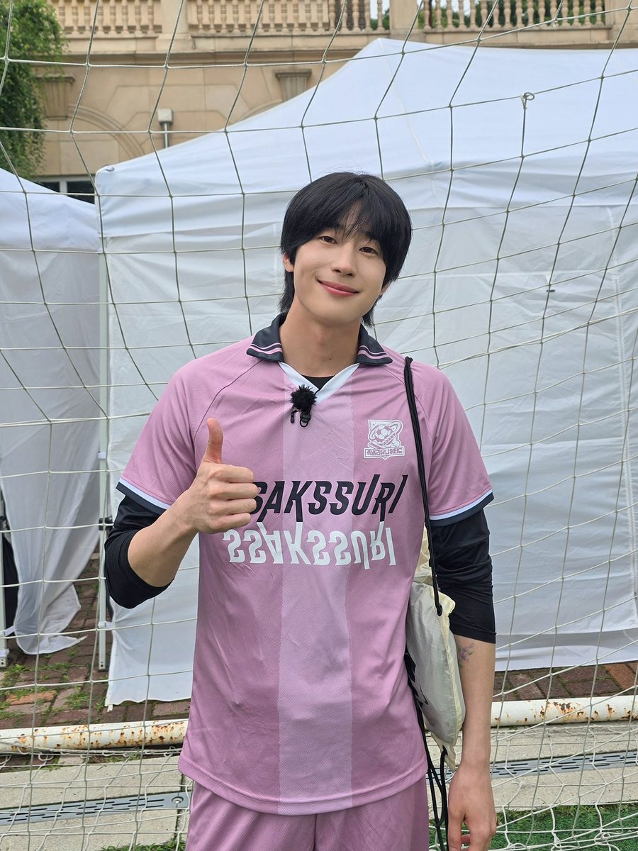 HanSeungWoo_twt's tweet image. [👍]

WOOYA #뭉쳐야찬다4 완료🕶

우리 승우가 너무 잘해요🥹
오늘도 풋살장을 날아다니며
멋있는 활약을 보여준 승우💜

#한승우 #HANSEUNGWOO