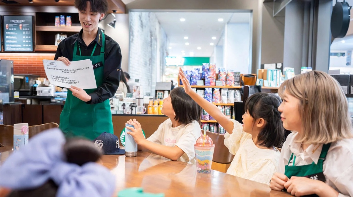 EdTech_for_Kids's tweet image. 【今週の人気記事】スタバが子供に届ける「特別な体験」、8月1日より夏休みイベントを開始 edu.watch.impress.co.jp/docs/news/2032… #こどもとIT