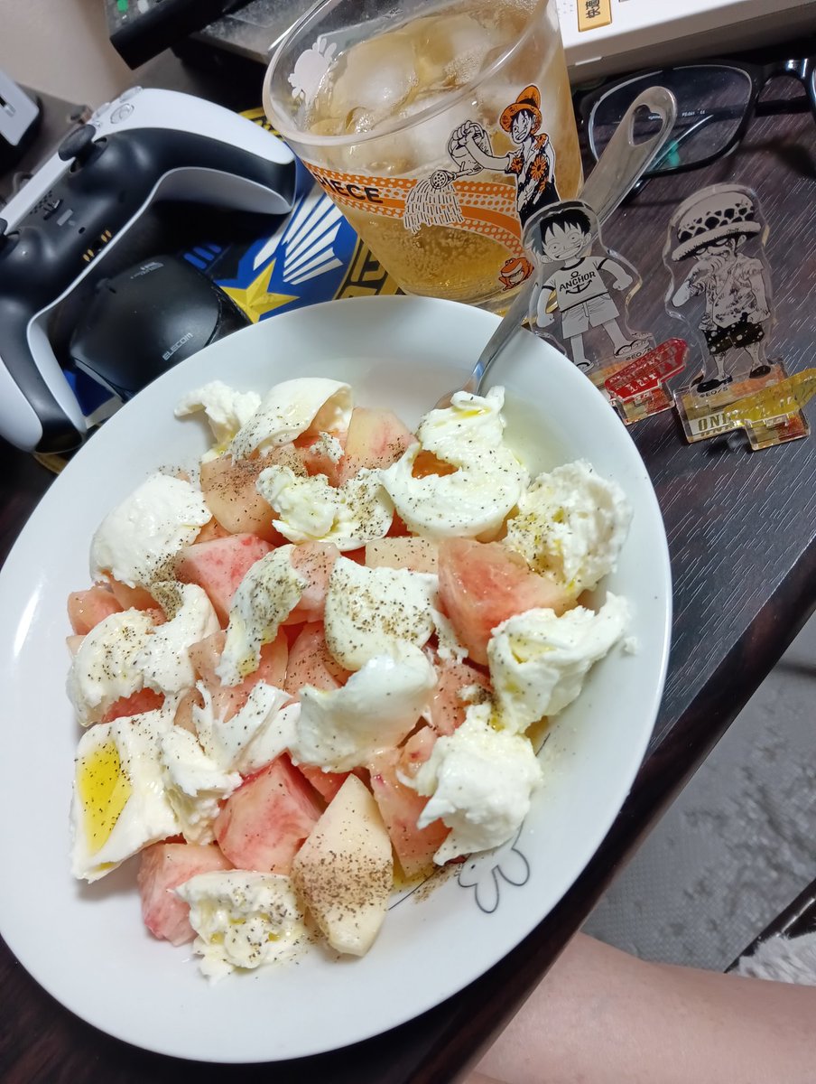 reo147369's tweet image. 明日休暇だから今夜は豪華にいくぞい🍑