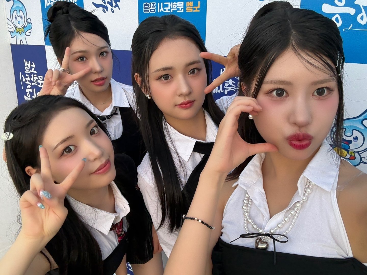 Gw3S8GgbMAA-hHK?format=jpg&name=large