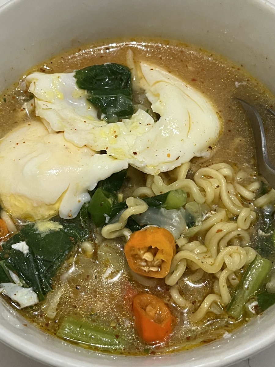 Qu3en_Bakery's tweet image. Nge mie instan