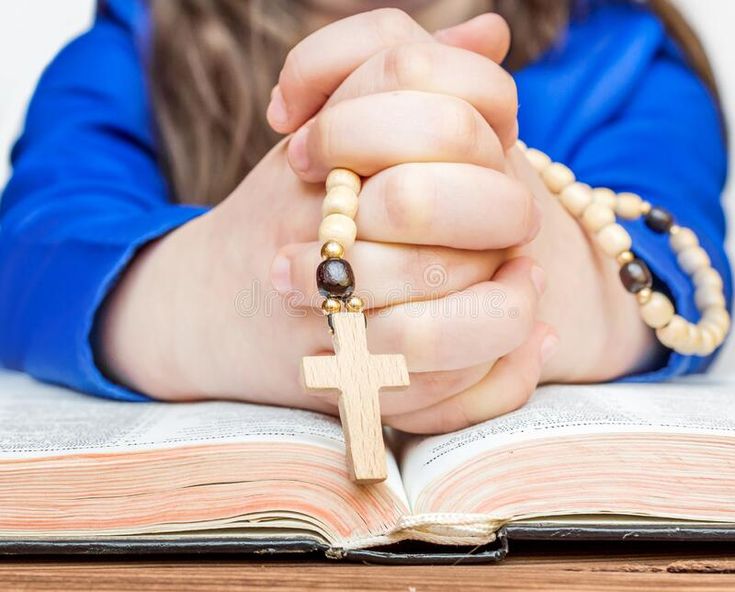 GloriousGod01's tweet image. Recent studies, particularly an international study published in the Journal of Religion and Health in 2025, suggest that praying the rosary offers significant mental health benefits, comparable to modern mindfulness and Eastern meditation practices.