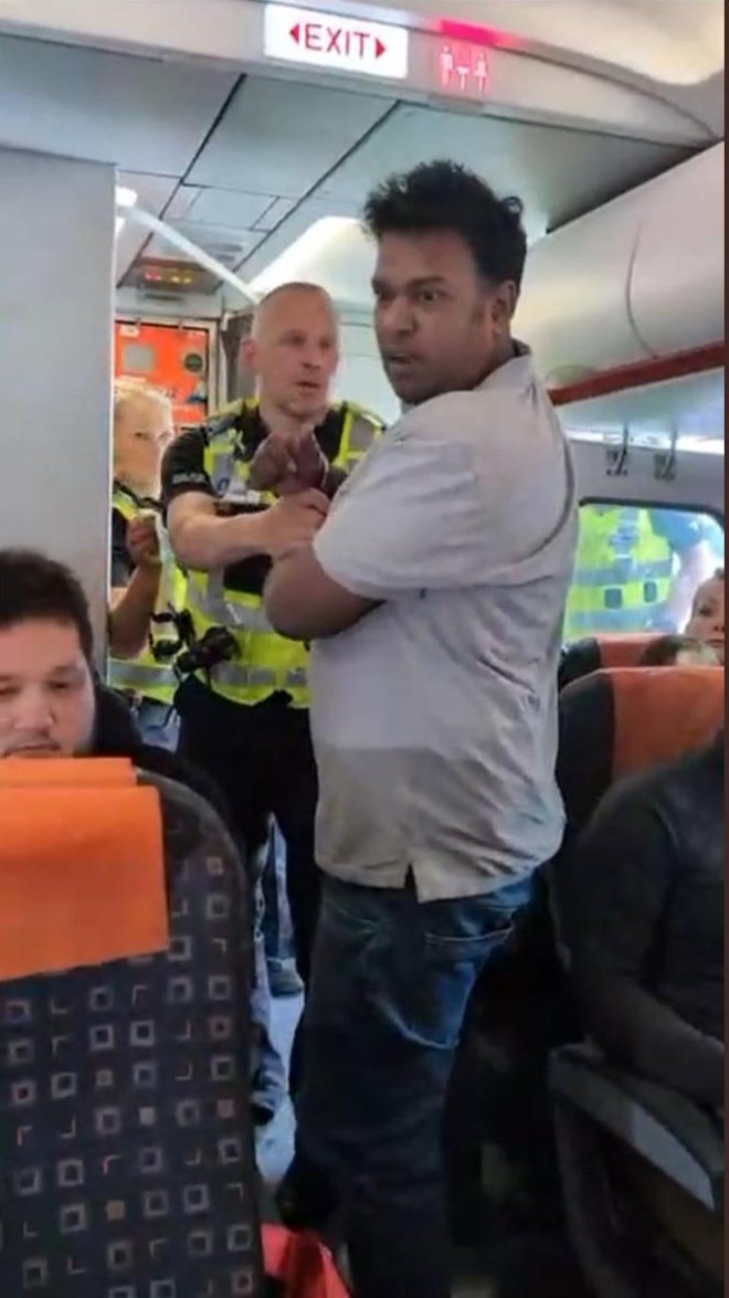 I'm receiving reports that this one tried to bring down a flight from London to Glasgow this morning.

Screaming allahu akbar, saying he had a bomb and rambling on about Trump.

Not seeing anything in the legacy media about this?