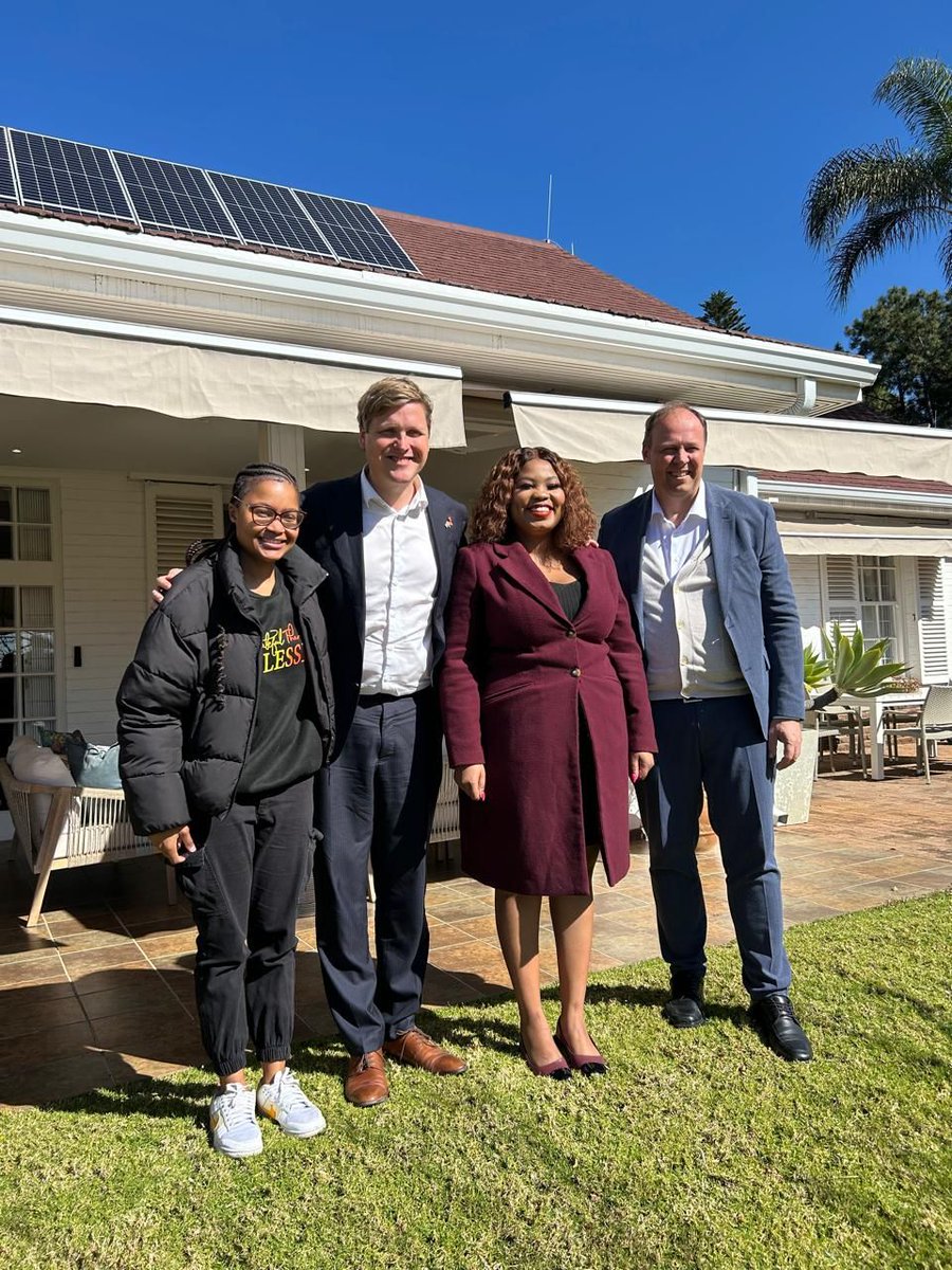 ANCYLhq's tweet image. The ANCYL Deputy President, Cde Phumzile Mgcina and the International Relations Subcommittee Coordinator, Cde Andisiwe Kumbaca visited the Norwegian Residence for a meeting with Hon. Åsmund Grøver Aukrust, Norway’s Minister of International Development, and Ambassador Gjermund…