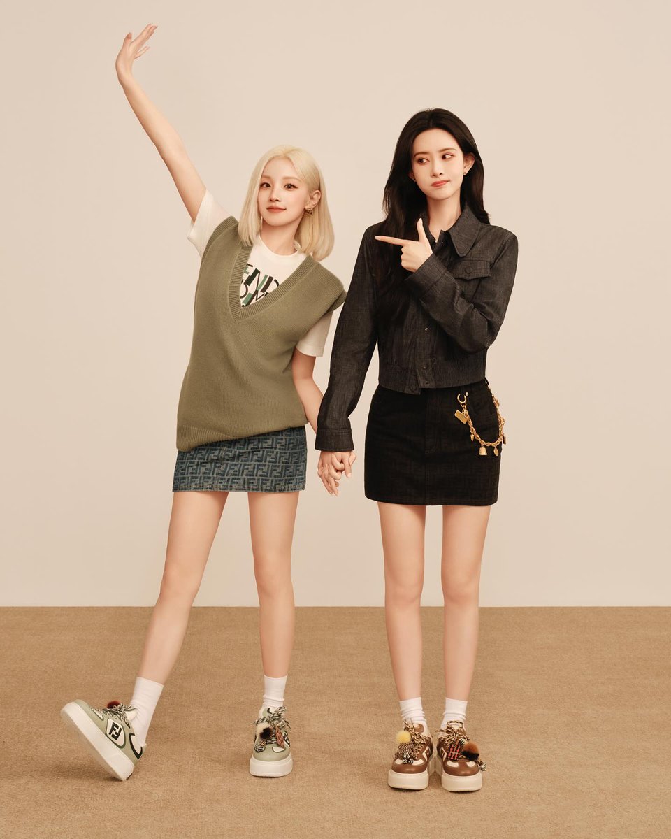 #FendiAmbassador Song Yuqi and Meng Ziyi for the Fendi Match

#FendiFW25