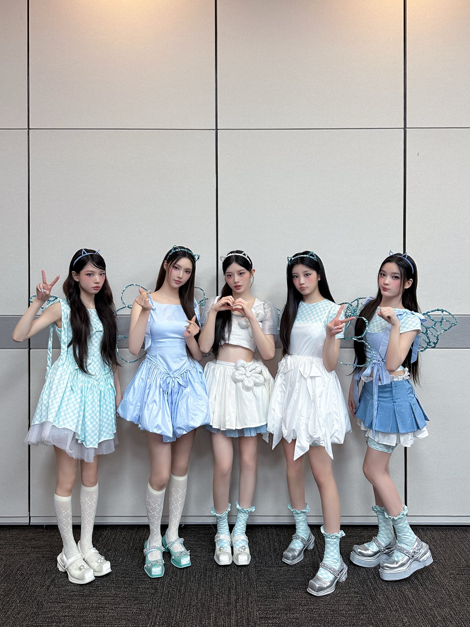 이번 컴백도 6주 꽉 채워서 한 아일릿 착장 모음.jpg | 인스티즈