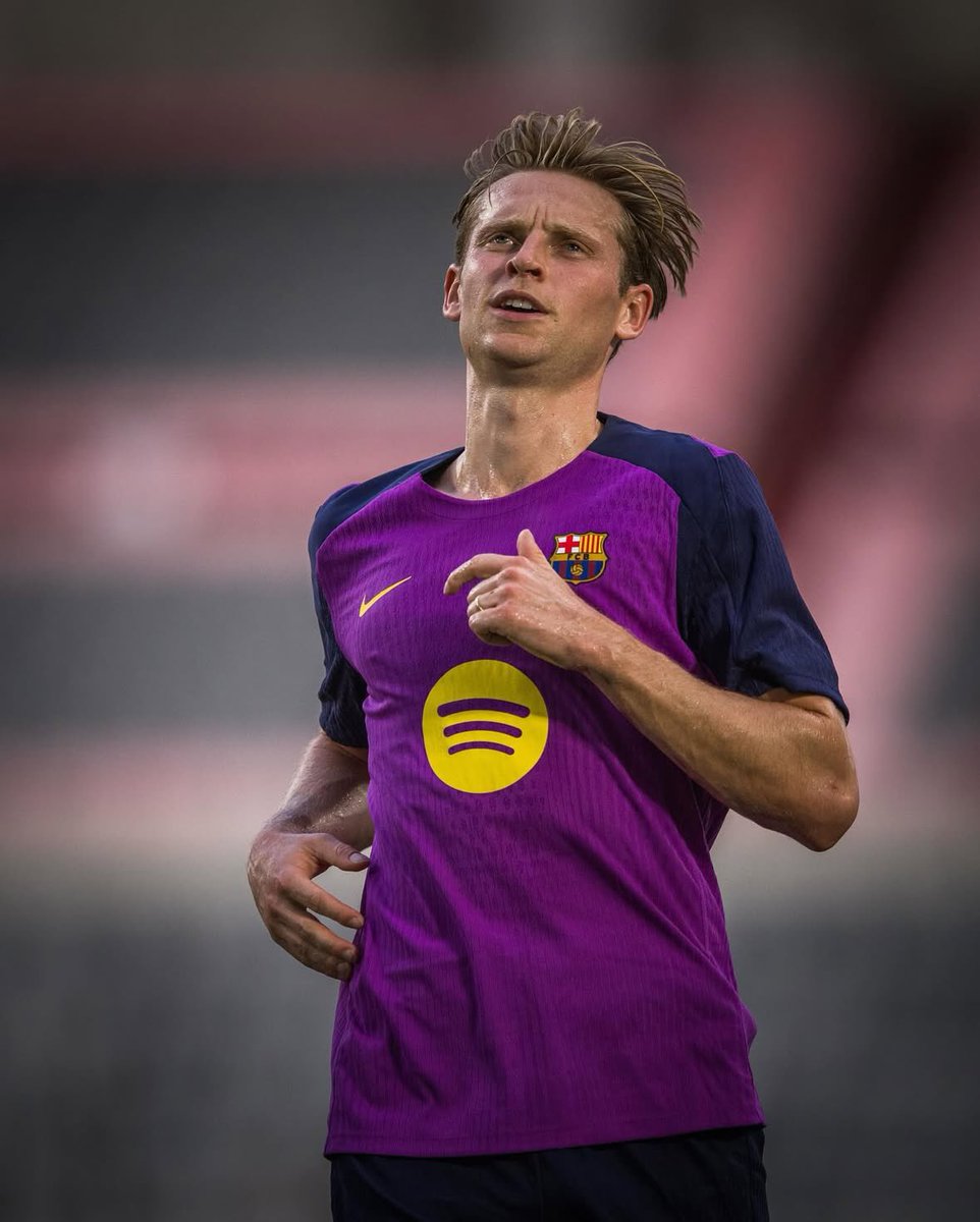 FtwGlitched's tweet image. Frenkie de Jong vs Vissel Kobe 💫 

45 minutes 
39/43 passes completed 
9 passes into final third
7 recoveries
3/4 ground duels won 
1/2 long balls completed
100% dribbles completed 
100% tackles won 
0 times dispossessed 

Solid start to the season  🎩 🪄