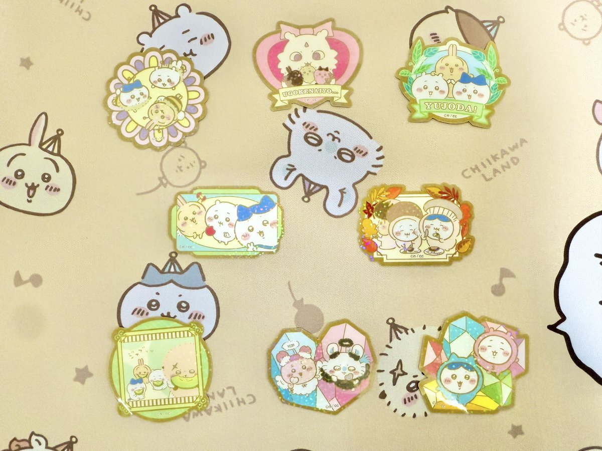 RedStatan22's tweet image. ちいかわ✨キラキラ✨ダイカットステッカー付きグミ⭐️
買い物のときに見つけたので、8パック購入しました😁
全てのシールがキラキラしてて、可愛いさが何倍にも増してます✨🤩✨w
今回は、欲しかったバレンタインのあのこをゲット✌️😁…