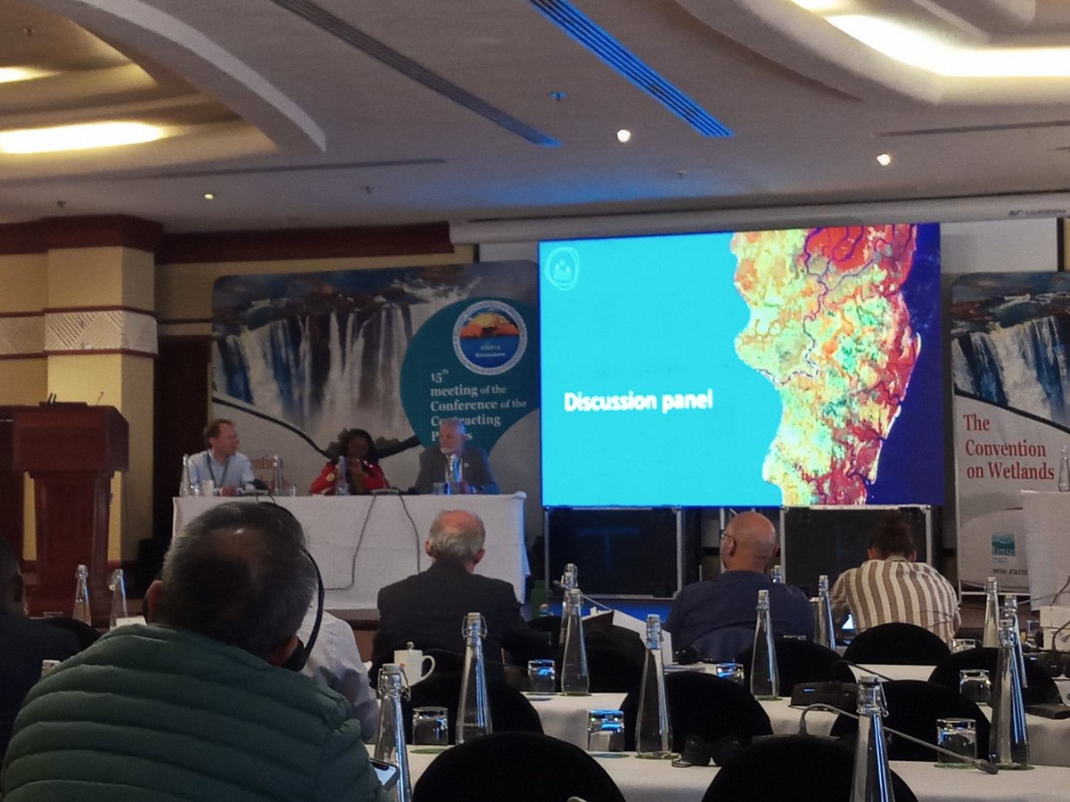 adianez_taboada's tweet image. En panel sobre Monitoreo se expuso iniciativa sobre Observatorio Global de #Manglares, y otras herramientas para #Humedales, excelente espacio para aprender y proponer nuevos caminos para la conservación de los nuestros @citmacuba @ArmandoRguezB @PresidenciaCuba @cruz_dayamy