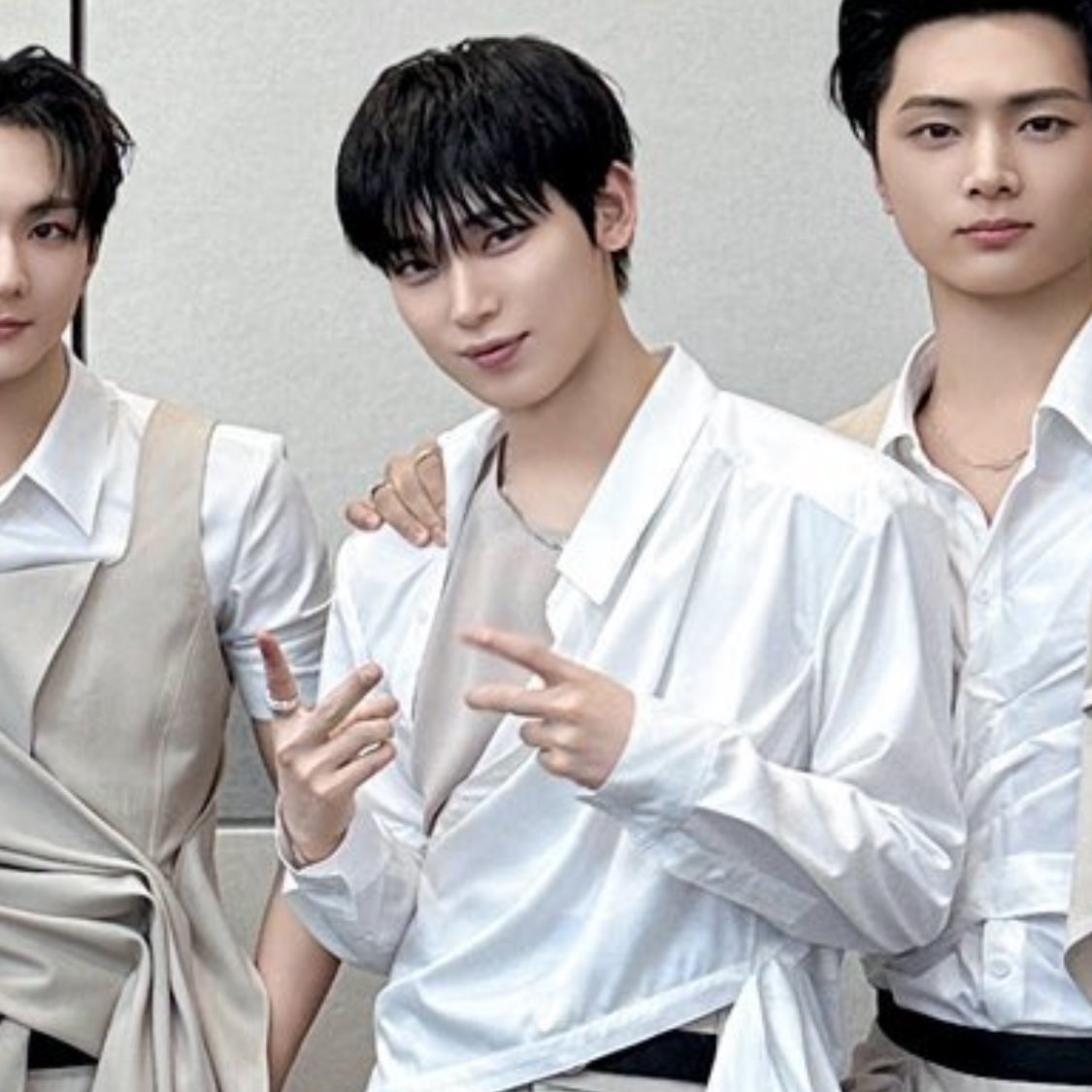 sunoora9i's tweet image. 선우야 오늘 진짜 수고했따🤍
너가 최고였어 진짜로........ 
힘든거도 잊게 만드는 선우 최고야😭😭