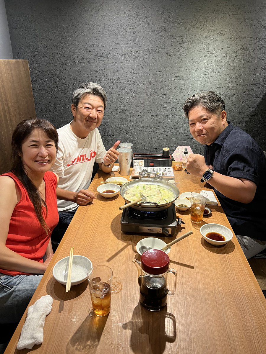 a_chocott's tweet image. 小学生の頃からの幼馴染が、長野県から遊びに来てくれた。
幼少期の頃の話って、なんでこんなに覚えているんでしょうね😊
楽しい時間です。
