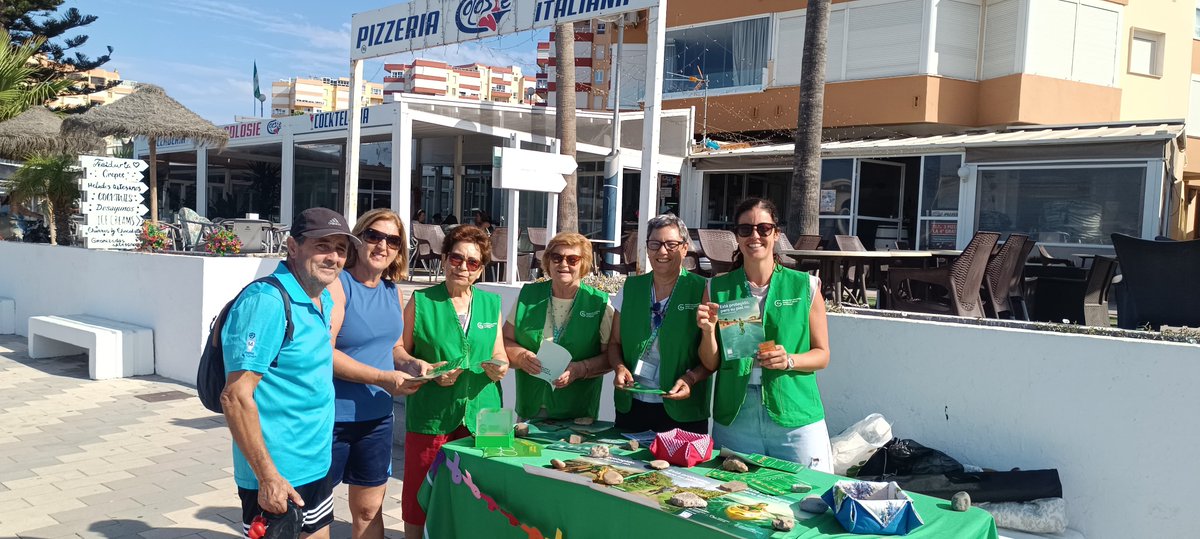 ContraCancerMA's tweet image. Campaña de prevención solar de los voluntarios de la Asociación Española @ContraCancerEs realizada en Torrox. Gracias por vuestra labor de concienciación.
#TodosContraElCáncer