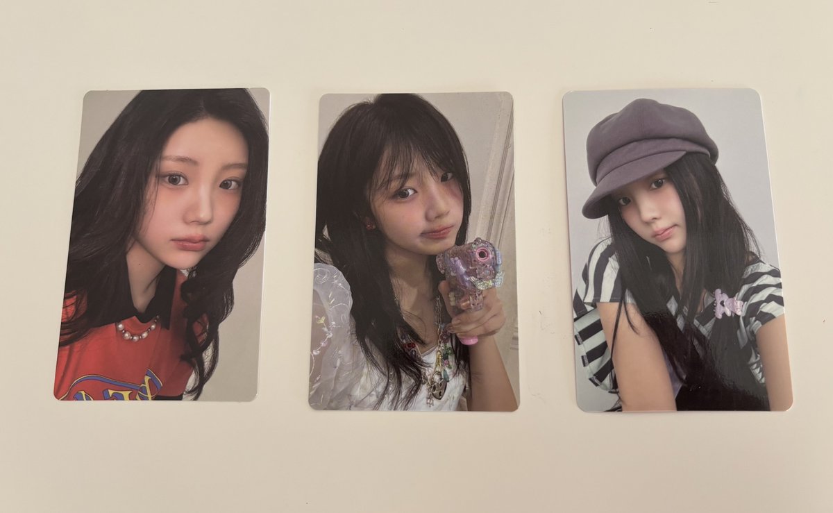 kittywonhee's tweet image. I finally got my favorite wonhee photocard today 🥳 I’ve been wanting the one in the middle since I’ll like you released
