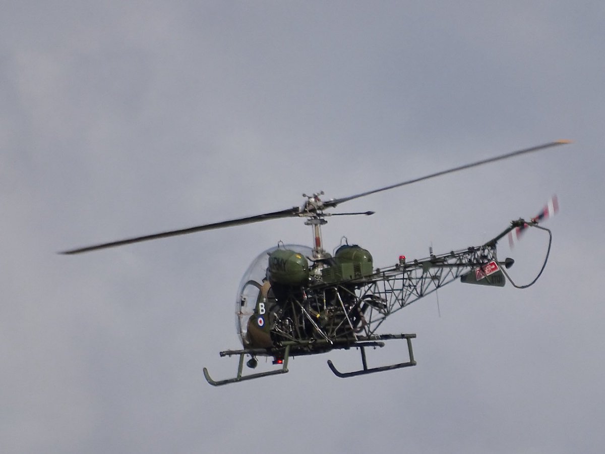 CliveBranch's tweet image. Chopper collection at last weekends @airtattoo 2025
@johnbilcliffe
@NWSAcaster
@wesleyb1989
@DavidWilding271
@JordanWeir45
@window_planes
@CraigHughes123
@Caz801
