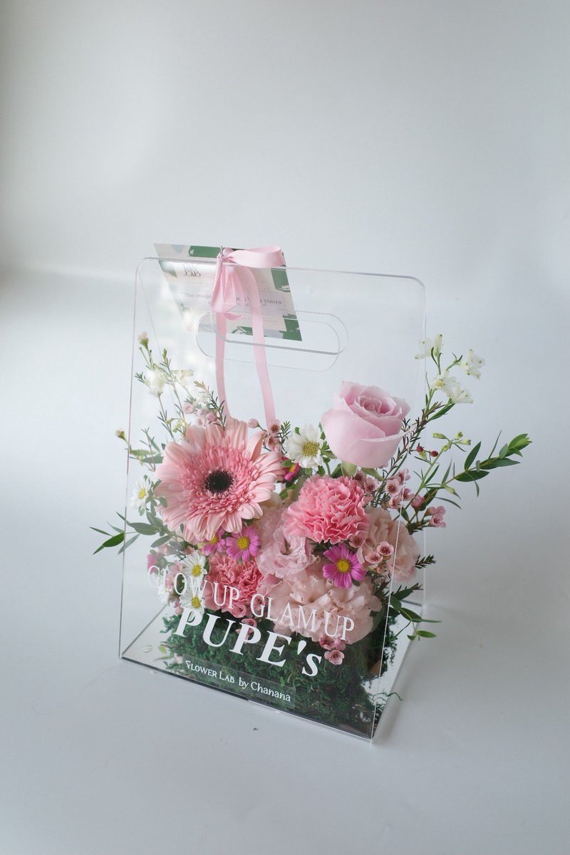 pupe_fc's tweet image. 𝐓𝐡𝐞 𝐬𝐭𝐚𝐠𝐞 𝐡𝐚𝐬 𝐚𝐥𝐰𝐚𝐲𝐬 𝐛𝐞𝐞𝐧 𝐲𝐨𝐮𝐫𝐬 — 𝐚𝐧𝐝 𝐚𝐥𝐰𝐚𝐲𝐬 𝐰𝐢𝐥𝐥 𝐛𝐞.

#PUPÉJiradapa 
 #GlowupGlamupConcert