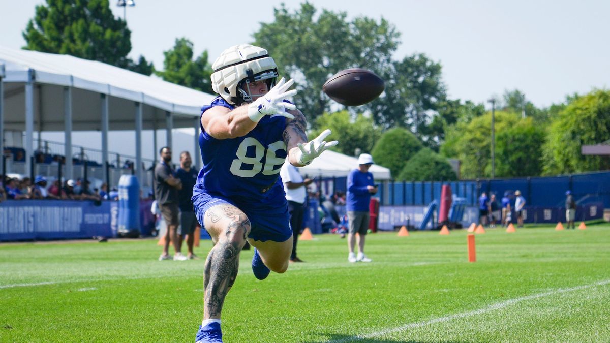 TheGiantsWire's tweet image. New York Giants training camp: Position battle to watch on Day 4 giantswire.usatoday.com/story/sports/n…