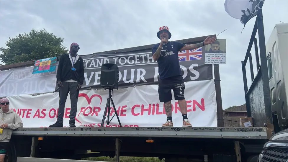 What a fantastic day in bowthorpe yesterday a great morning out in the shopping centre in the morning ! followed by a fantastic demonstration at the hotel by 7-800 patriots in the afternoon! Well done everyone involved the community have woken up !