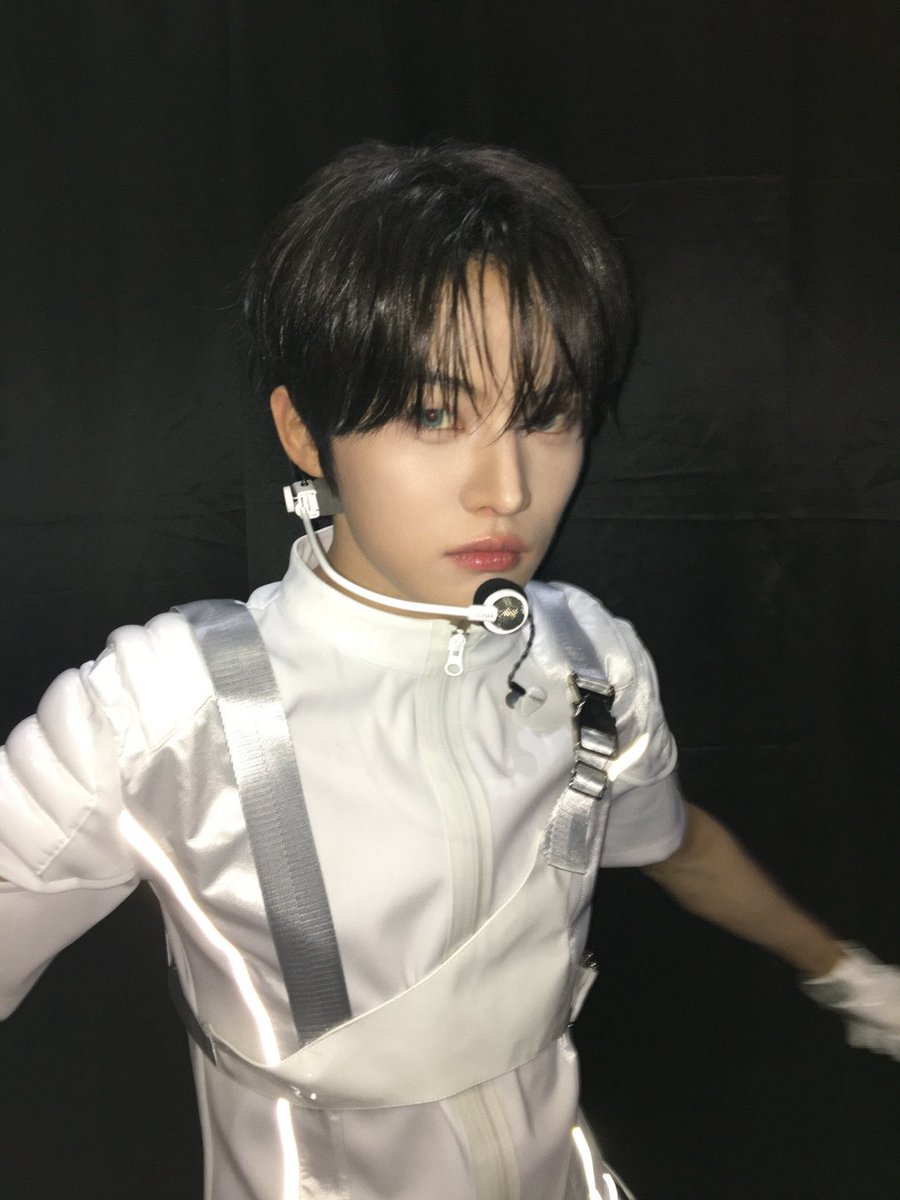 CYE_MEMBERS7's tweet image. 가요대전 썸머 🫶
#전민욱 #JEONMINWOOK
#CLOSEYOUREYES #클로즈유어아이즈
#클유아 #CYE