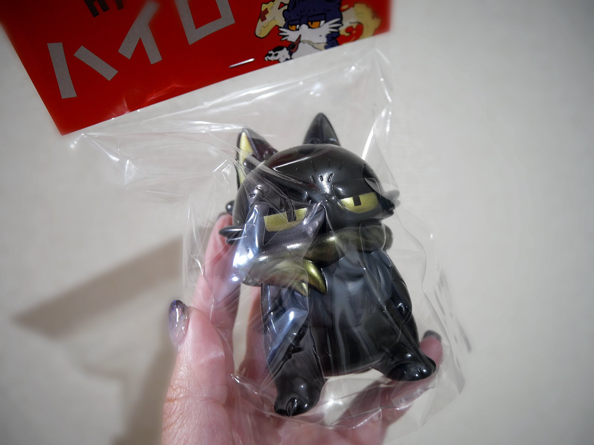 more-cats もあねこ　 　ハイロ　あいす　ソフビ more-cats もあねこ ハイロ 黒雷 未開封品 ソフビ - メルカリ