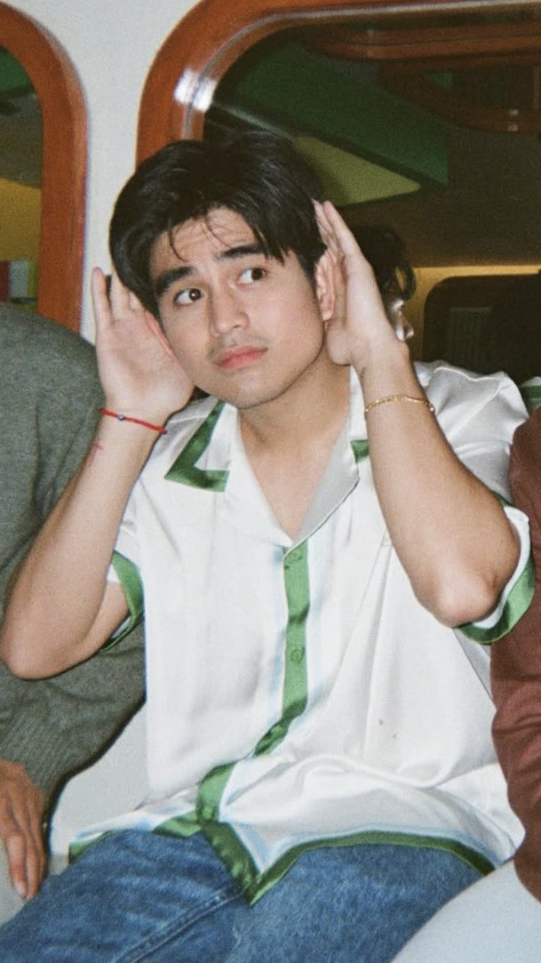_erliberd's tweet image. sorry nalilito ako sa pamilya de guzman, ito po ba ‘yung kambal? @esnyrrr @WillAshley05