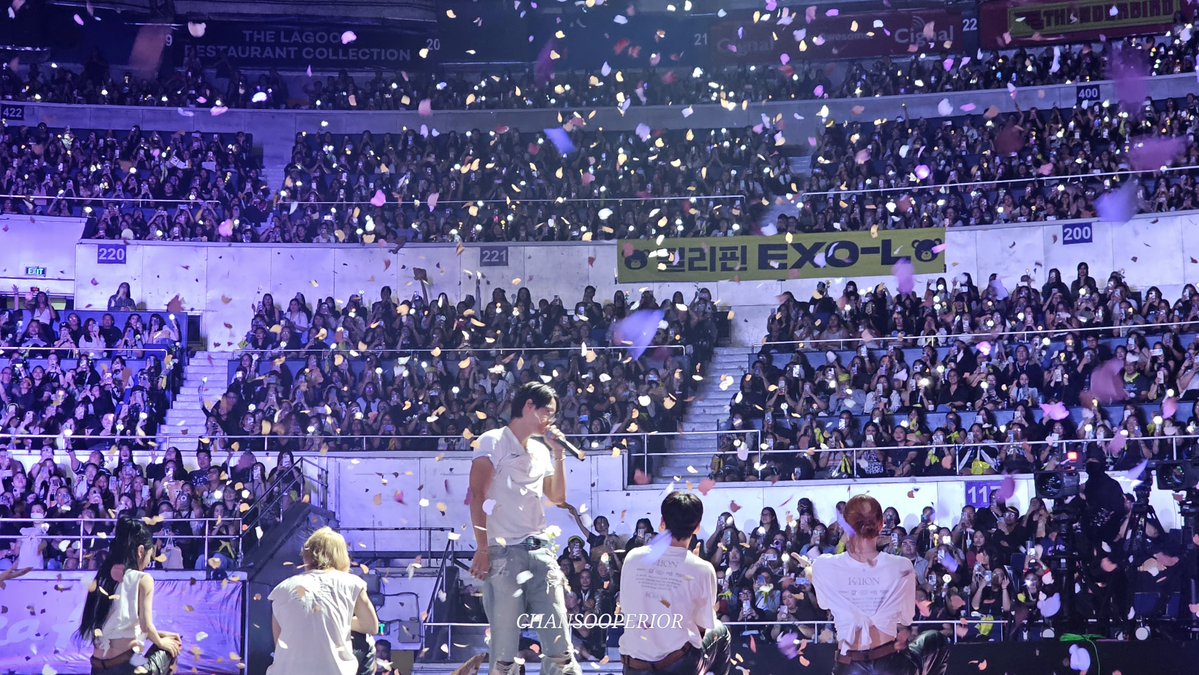 CHANSOOperior's tweet image. #KAIONinManila has successfully ended. SOLOIST KIM KAI did so freakin well as expected π₯°π₯°ππ»ππ»ππ»
#KAION #jongin #KAI #KAI_SOLO_CONCERT_TOUR
#KAlinMANILA2025