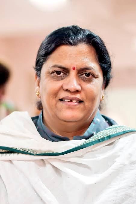 AmitChavdaINC's tweet image. पूर्व राज्यसभा सांसद श्रीमती @ameeyajnik जी को जन्मदिन की हार्दिक शुभकामनाएं।
ईश्वर से आपके स्वस्थ जीवन और दीर्घायु की प्रार्थना।