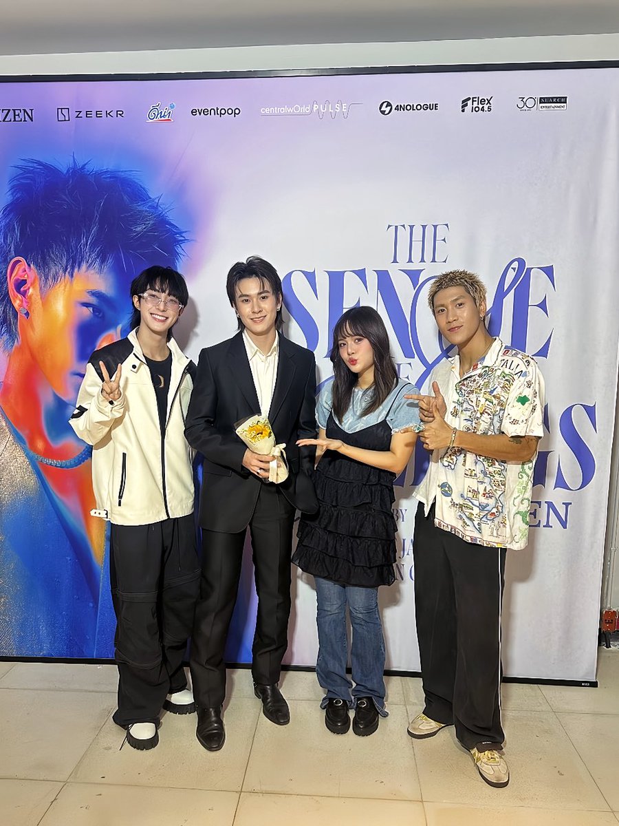 phoomtin's tweet image. ยินดีกับพี่แจ๊คกี้ด้วยนะ💜 พี่เก่งมากๆและภูมิใจในตัวเองได้เลย พี่โชนของน้อง @jackiejackrin
#JACKIE_The1stFANCON